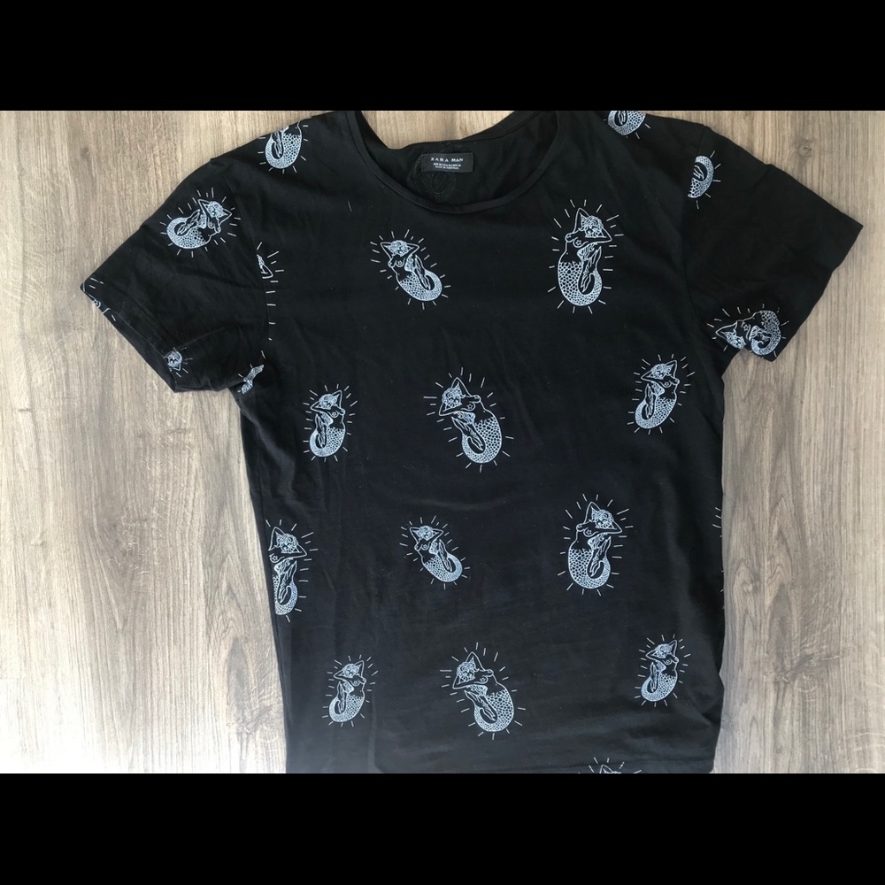 Medium  ZARA Men’s Black Mermaid Tee